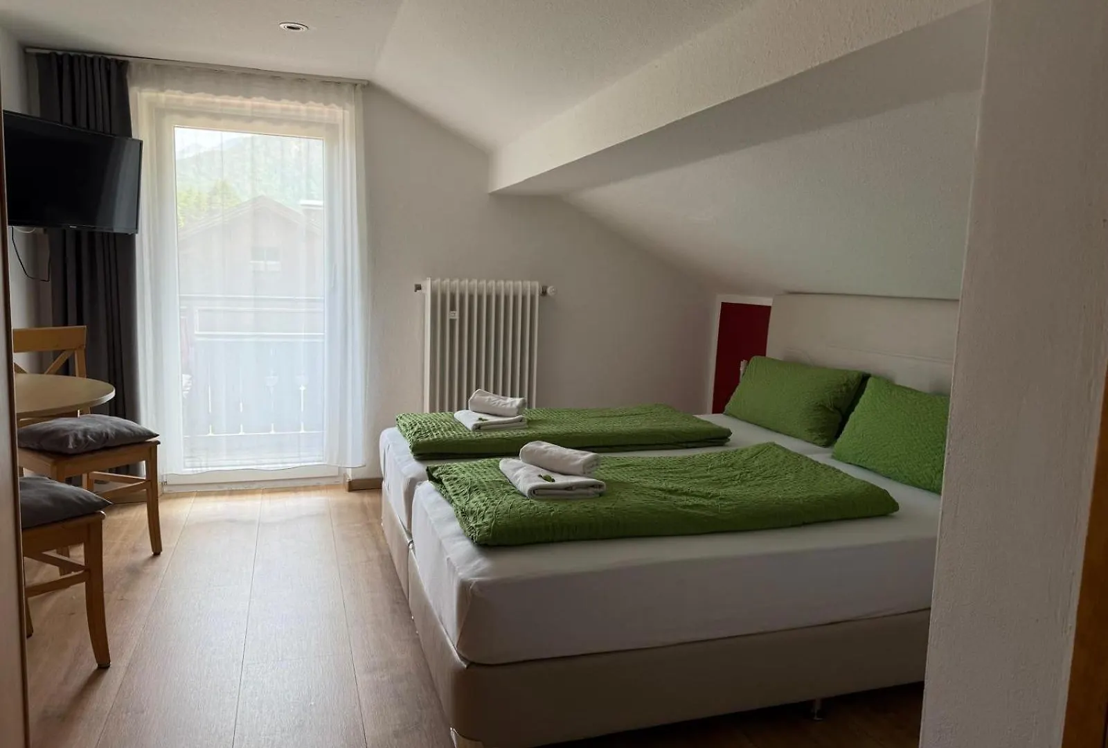 Hotel Pension Schwansee Швангау
